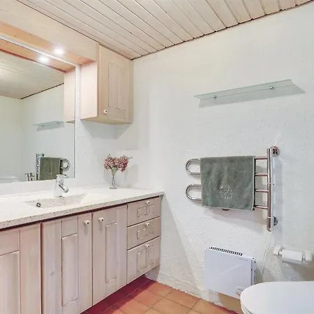 Pauli - 75m From The Sea By Interhome Nyaraló